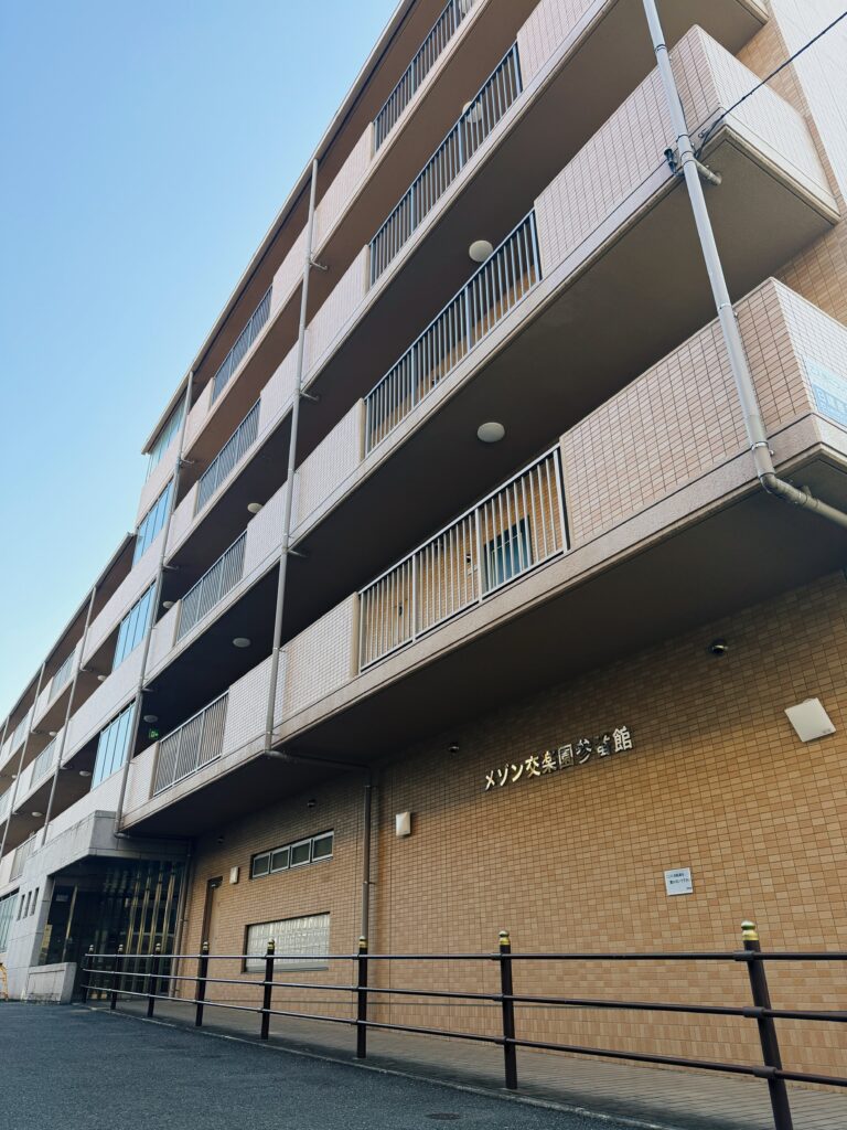 メゾン交楽園参番館